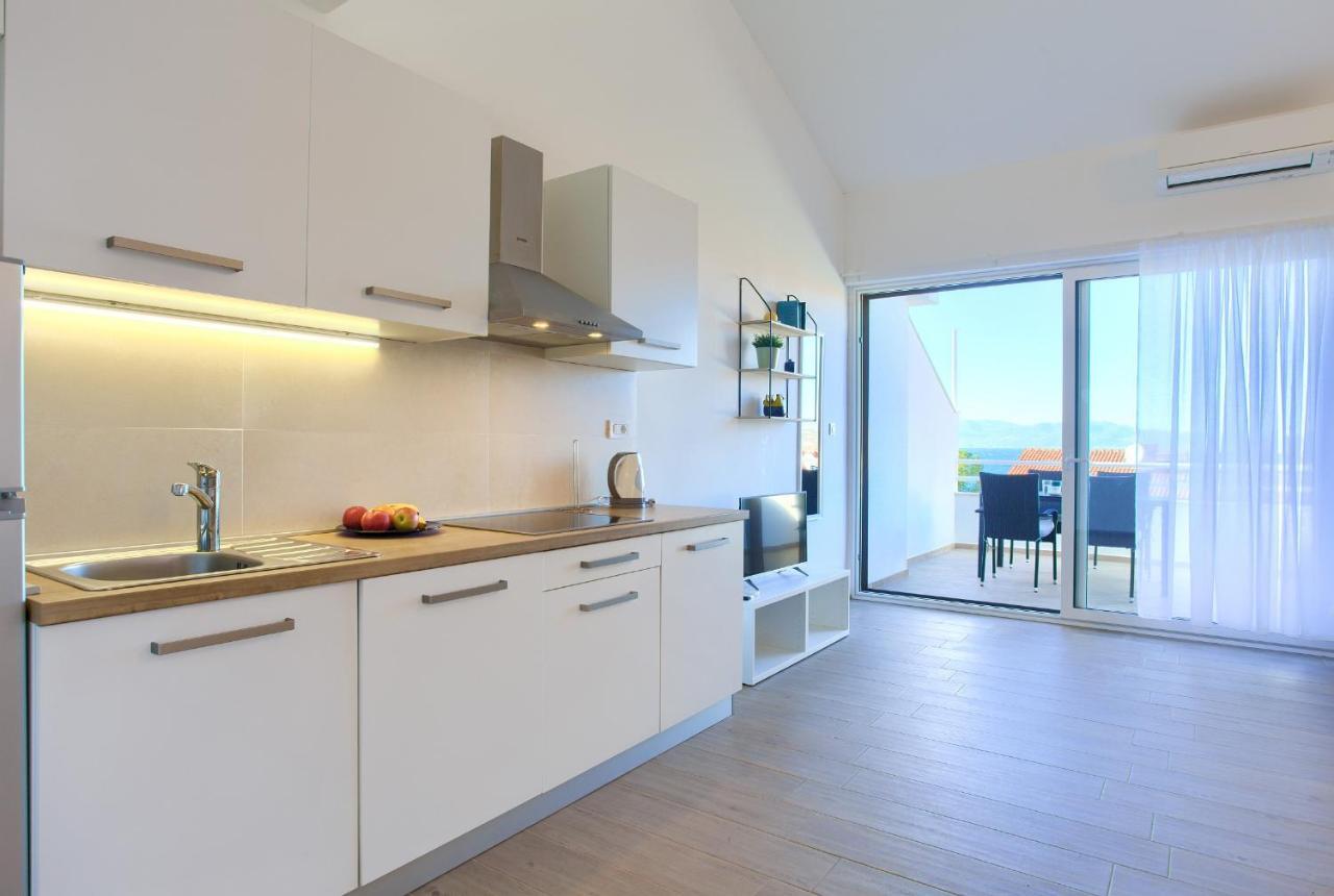Apartments Meri Нівице Екстер'єр фото