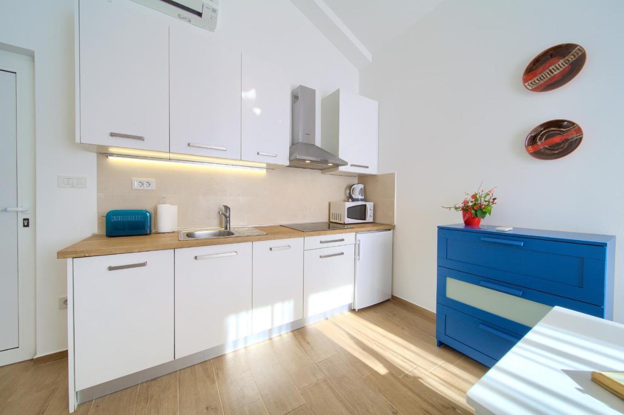 Apartments Meri Нівице Екстер'єр фото